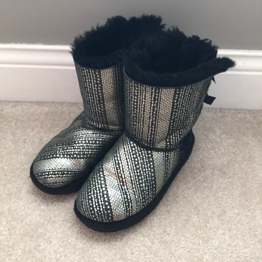 UGG BOW BOOTS